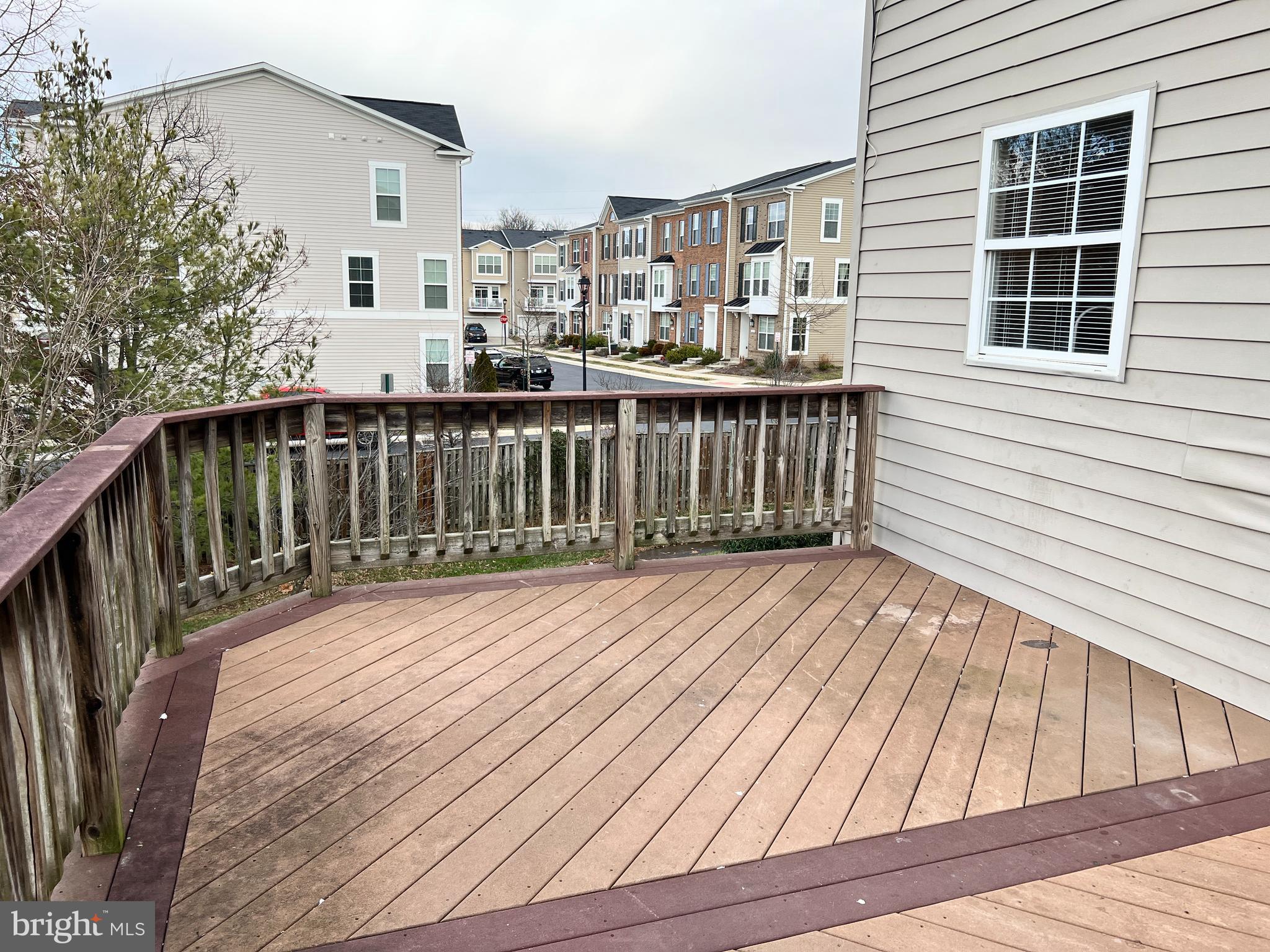 GROVEWOOD - Residential Lease