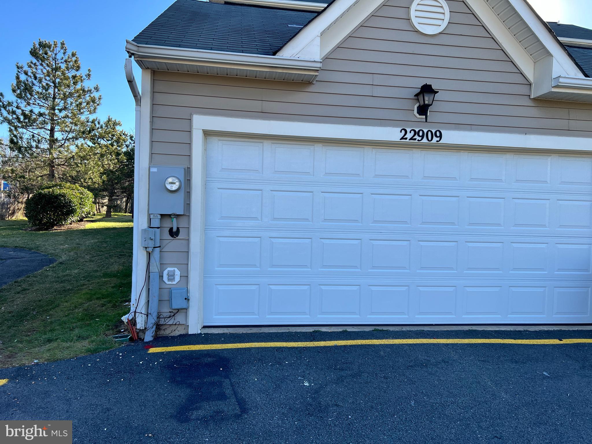 GROVEWOOD - Residential Lease