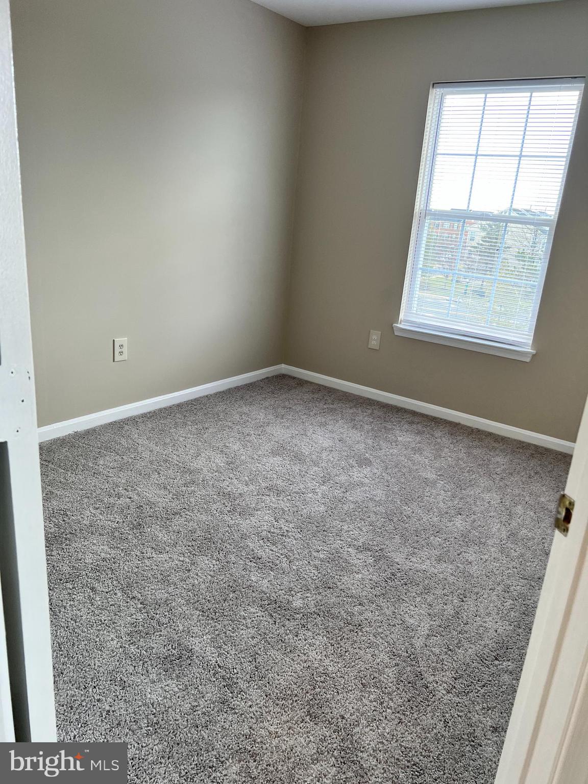 GROVEWOOD - Residential Lease