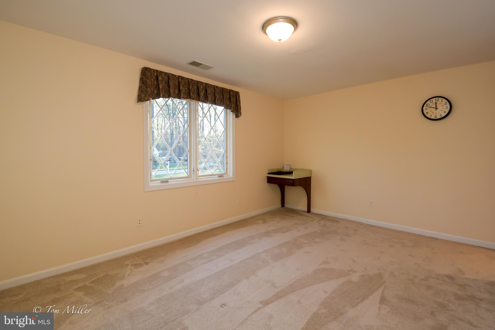 FALLSWOOD - Residential