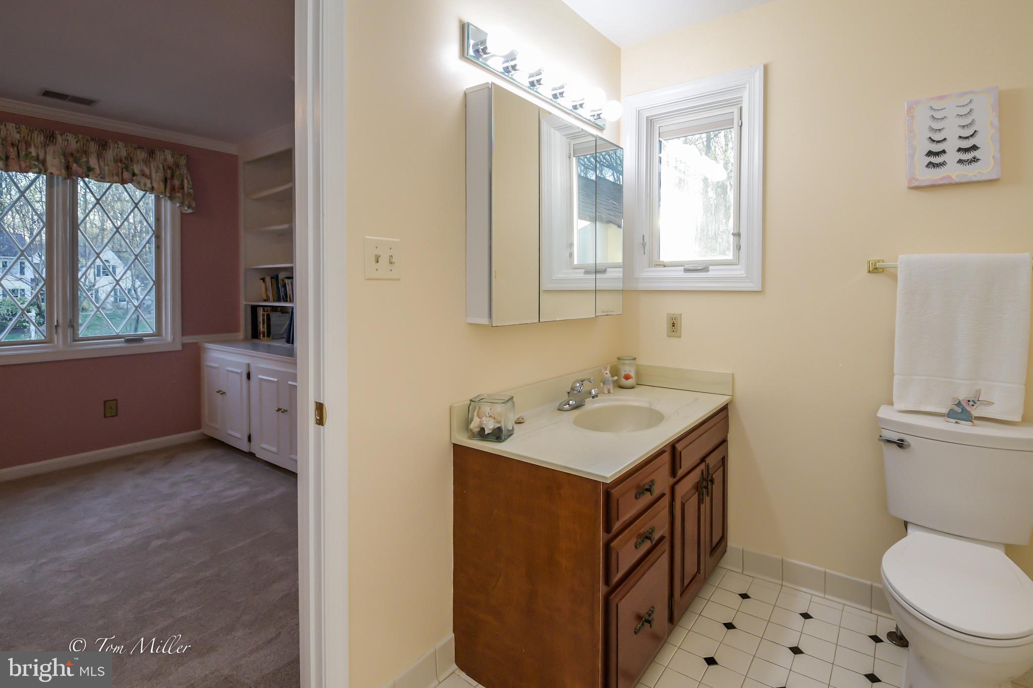 FALLSWOOD - Residential