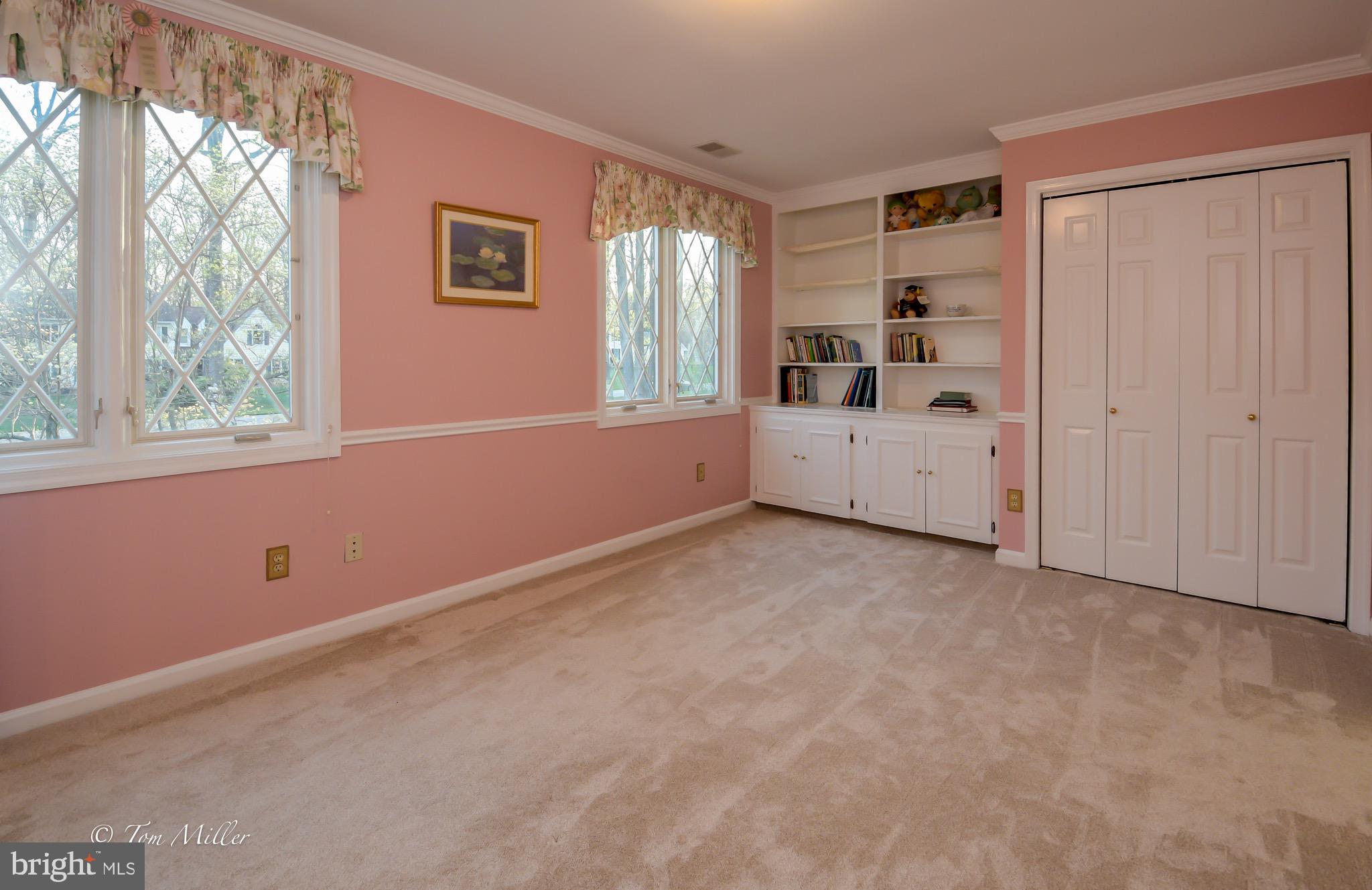 FALLSWOOD - Residential