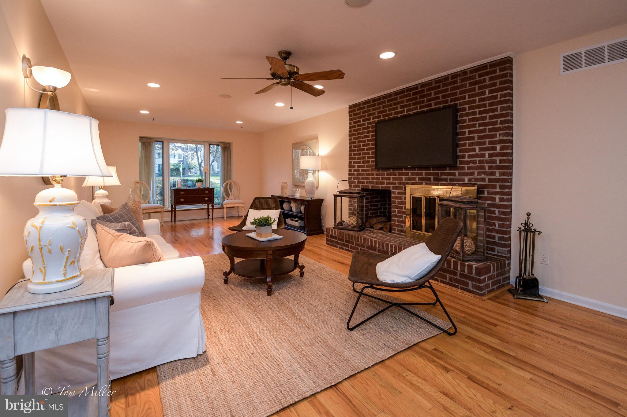 FALLSWOOD - Residential