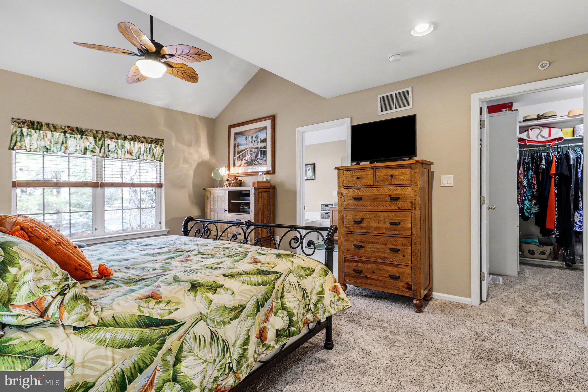 OAKWOOD AT PLYMOUT - Residential