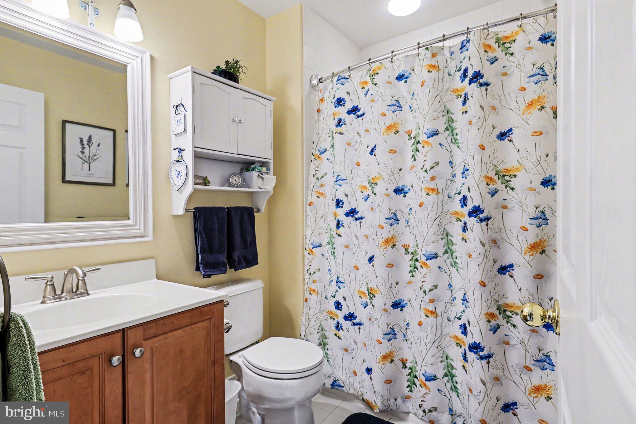 OAKWOOD AT PLYMOUT - Residential