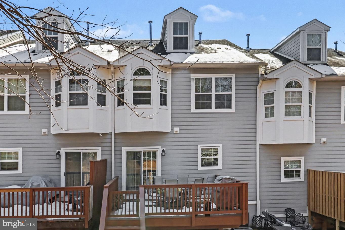 OAKWOOD AT PLYMOUT - Residential