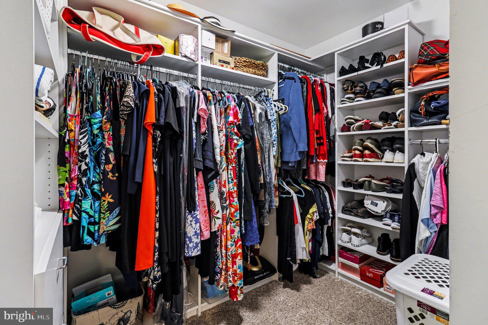 OAKWOOD AT PLYMOUT - Residential