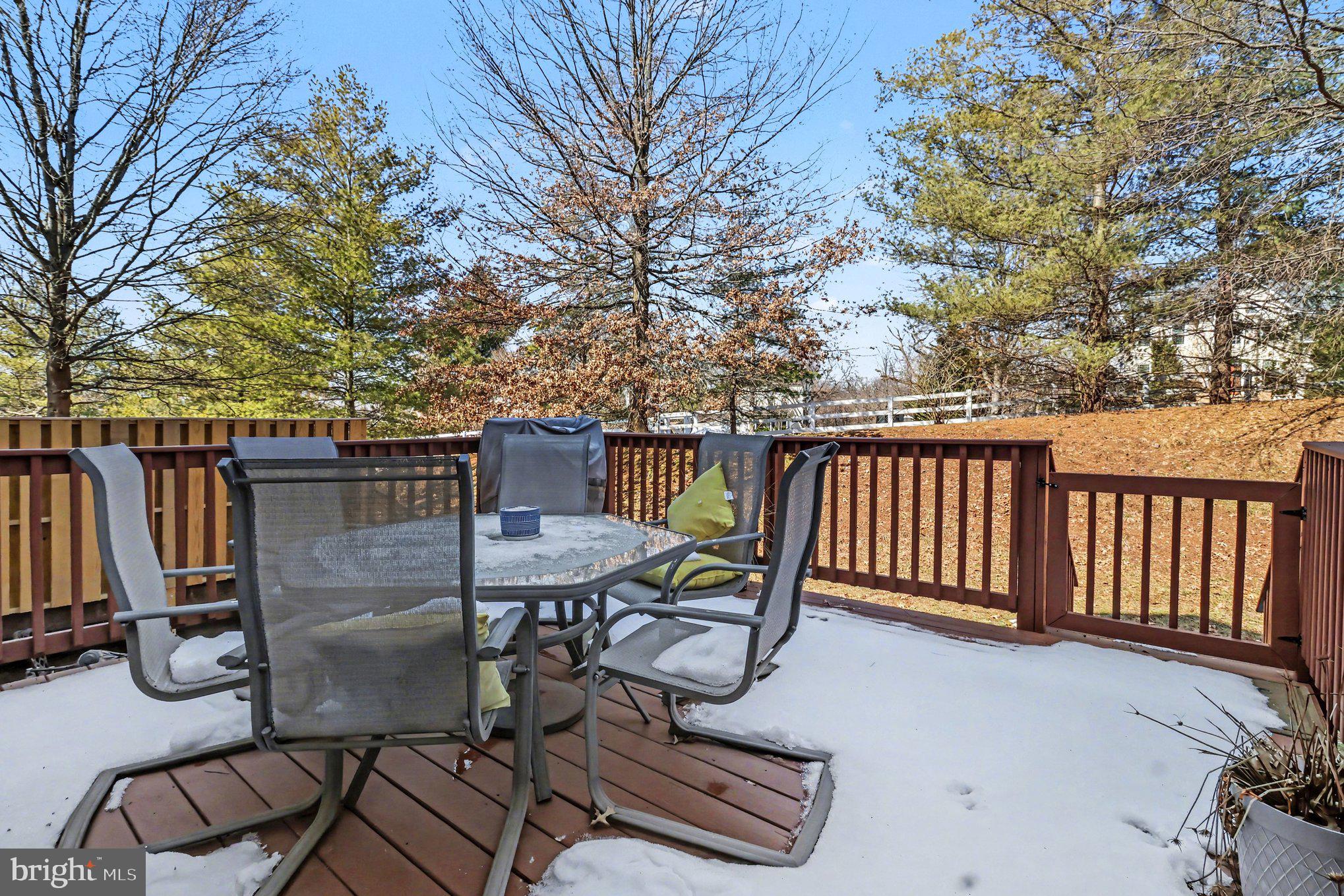 OAKWOOD AT PLYMOUT - Residential