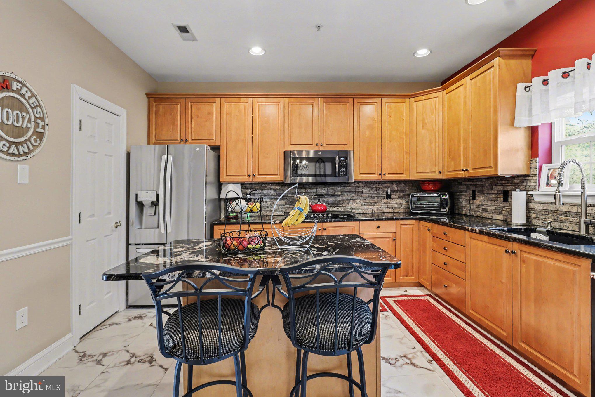 OAKWOOD AT PLYMOUT - Residential