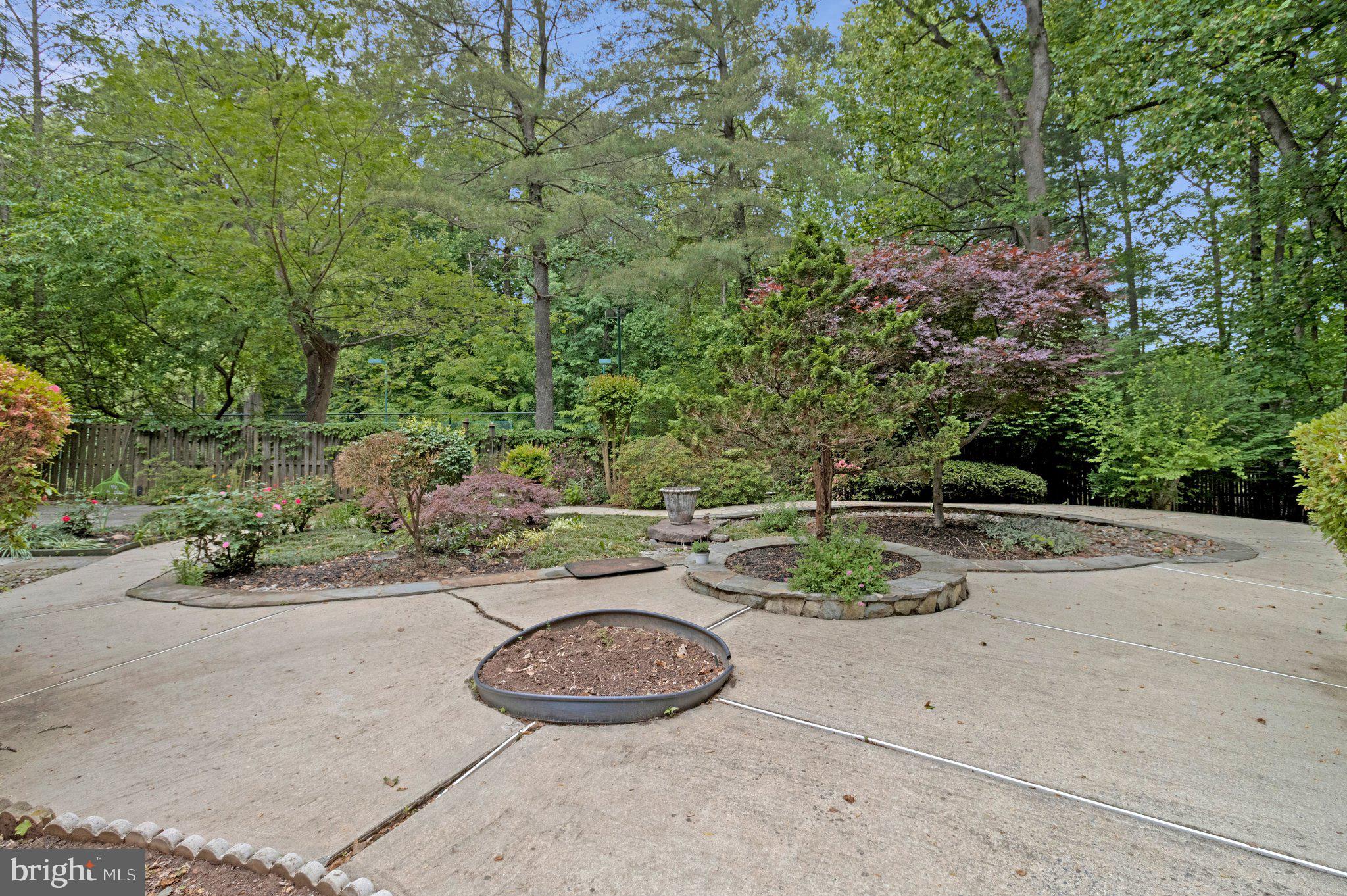 MAZZA WOODS - Residential