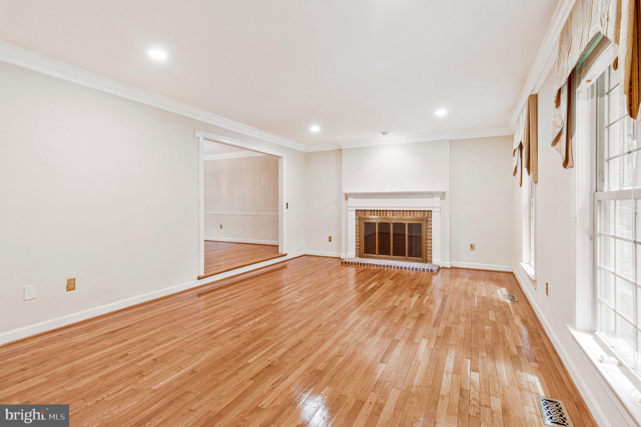 MAZZA WOODS - Residential
