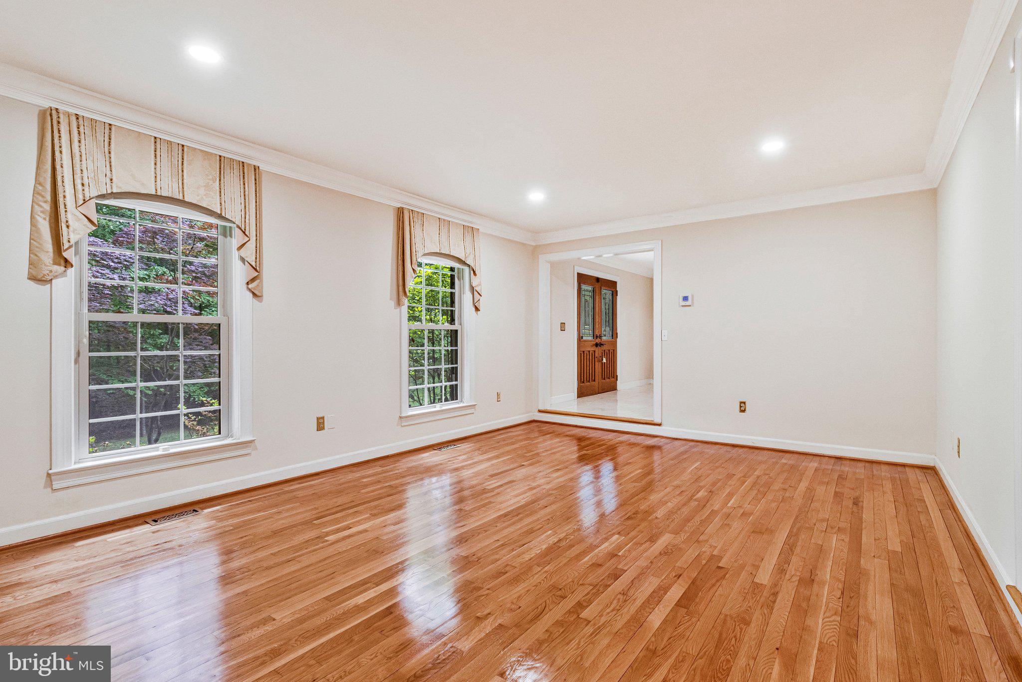 MAZZA WOODS - Residential