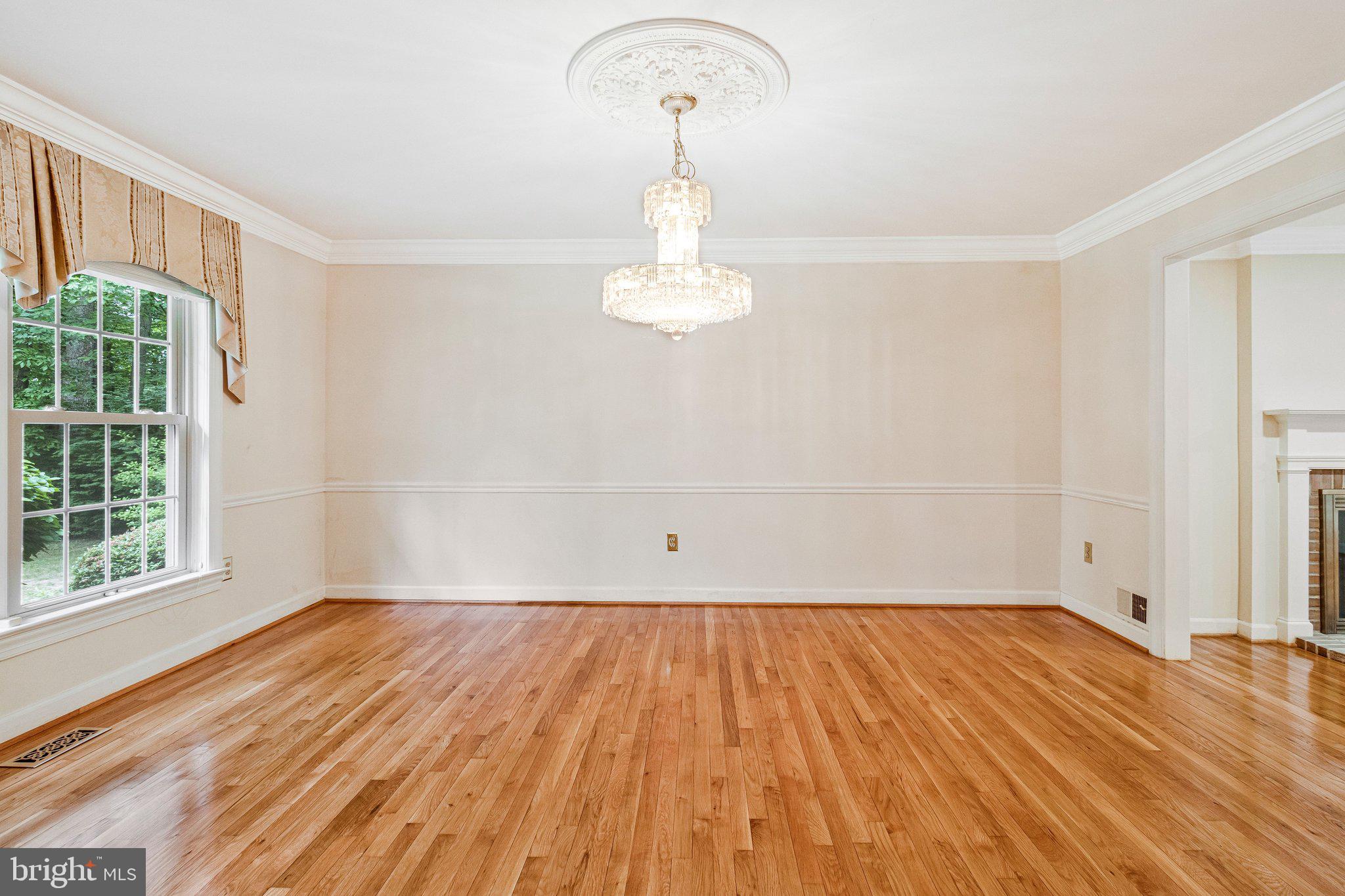 MAZZA WOODS - Residential