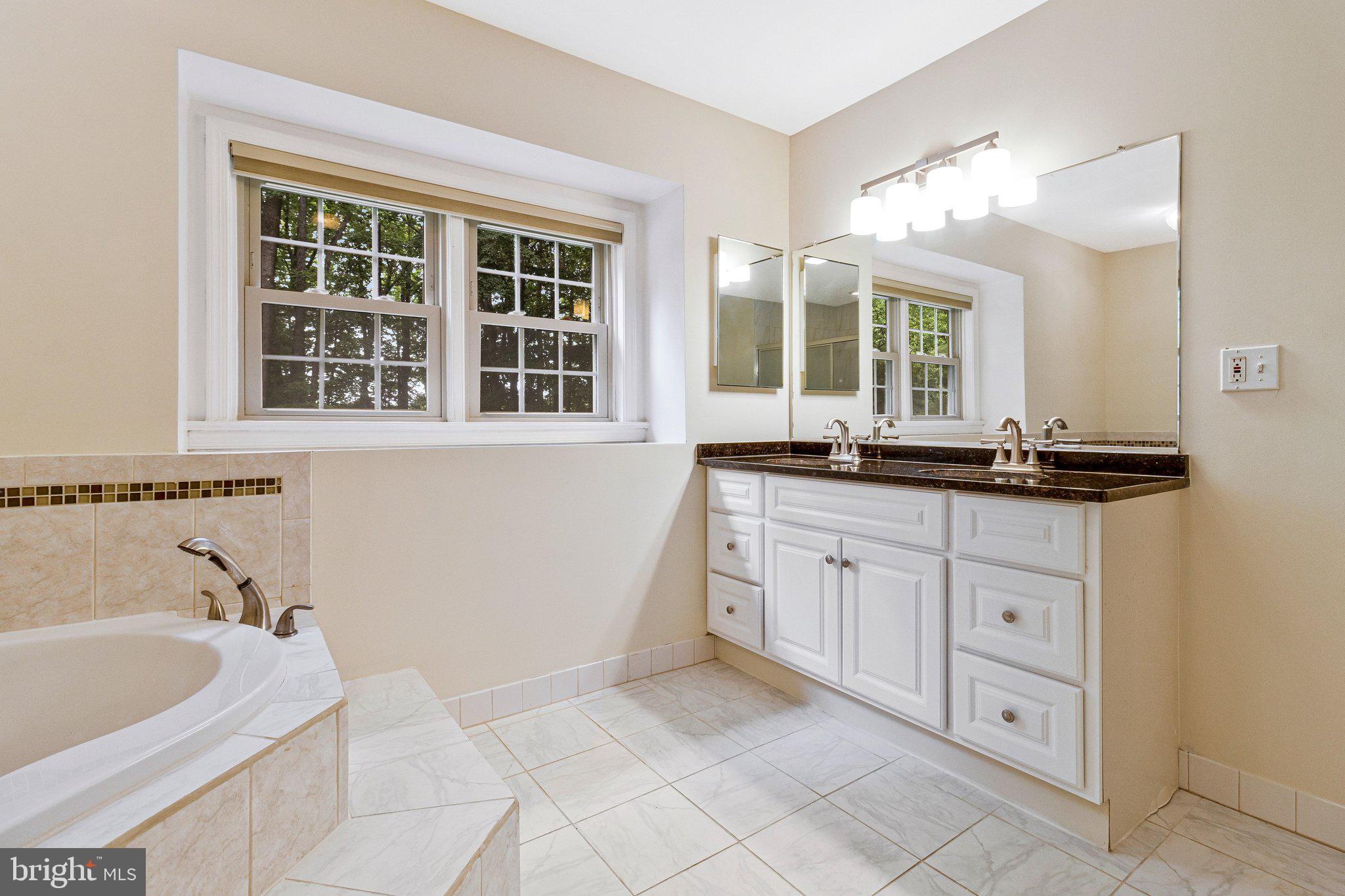 MAZZA WOODS - Residential