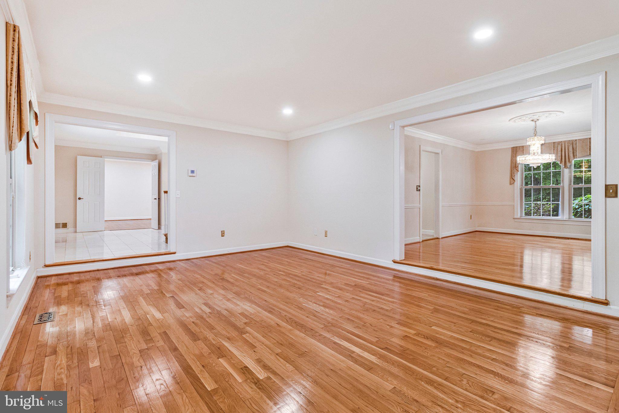 MAZZA WOODS - Residential