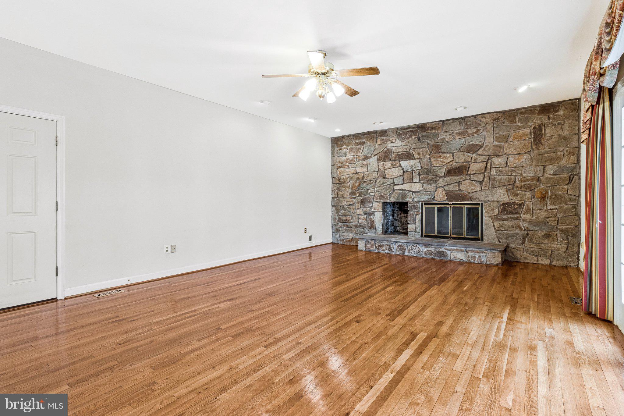 MAZZA WOODS - Residential