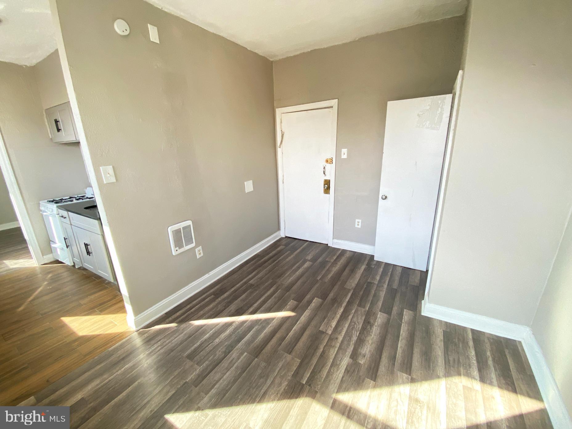 RICHMOND - Residential Lease