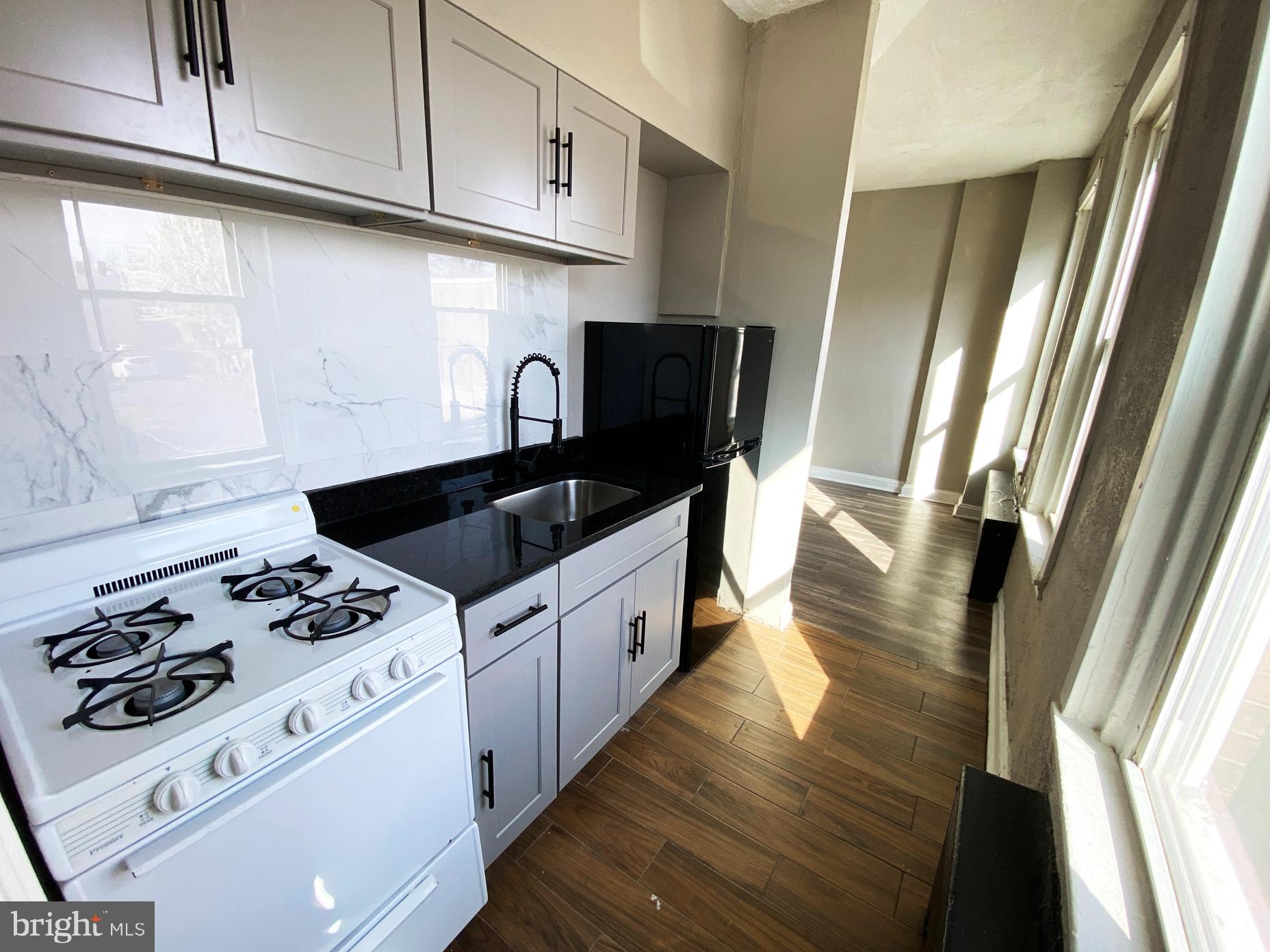 RICHMOND - Residential Lease