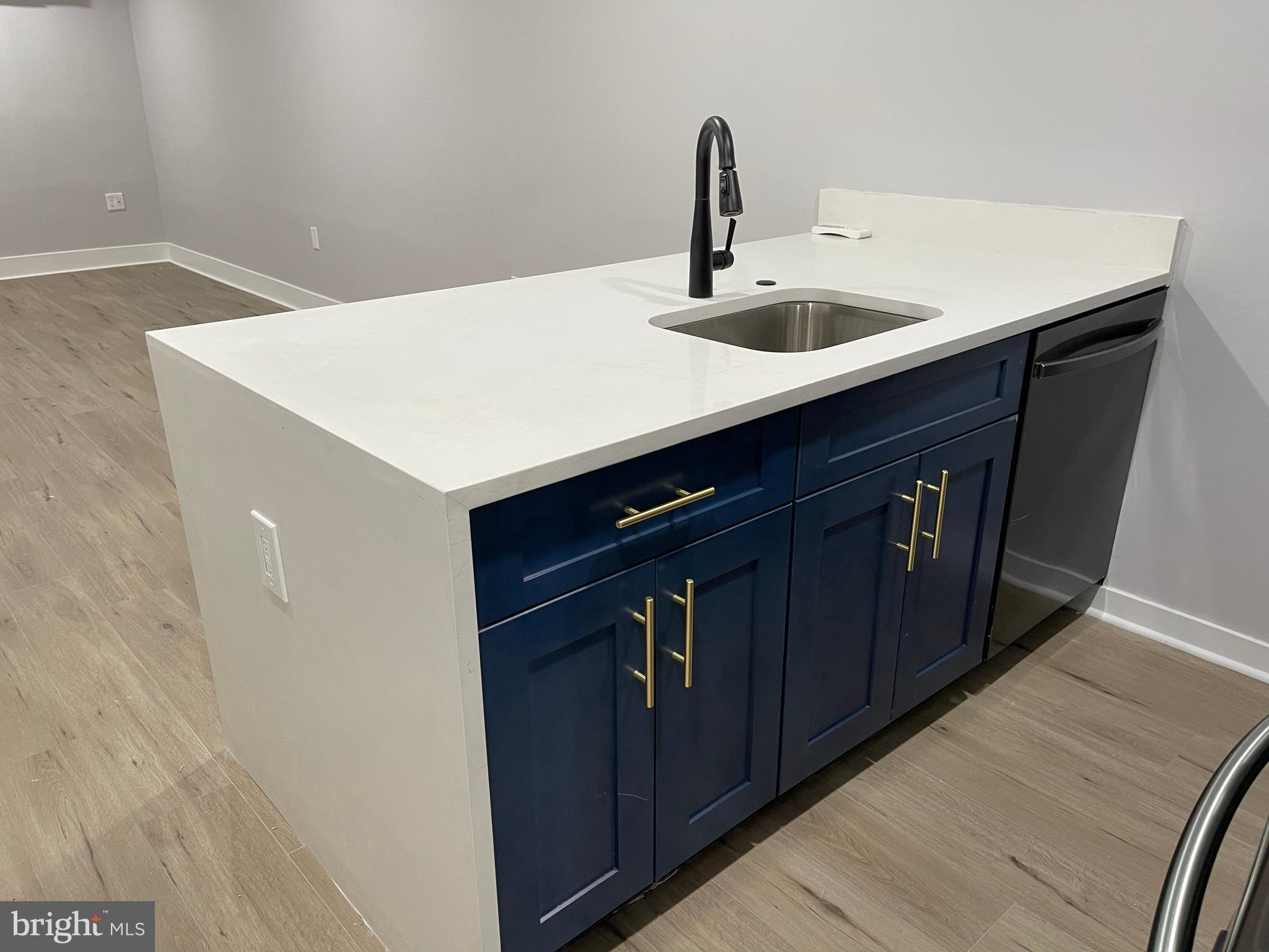 3936 HAVERFORD AVENUE 1