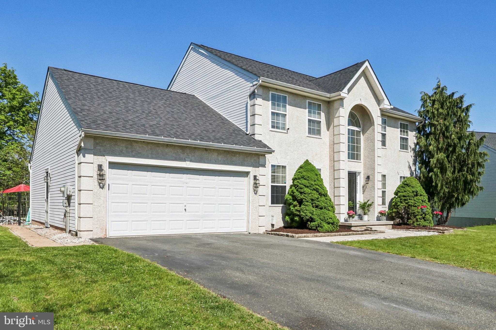 ESTATES OF WARWICK - Residential