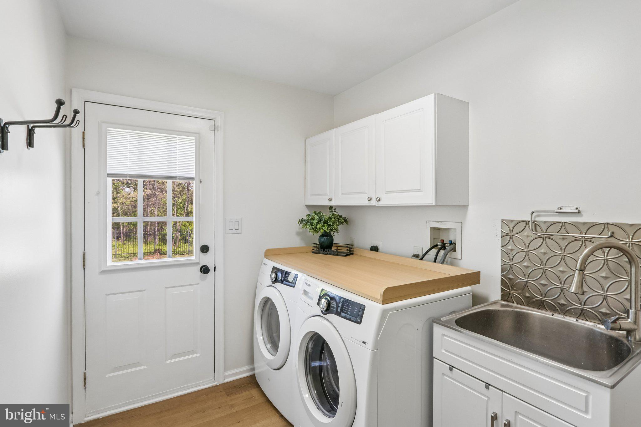 ESTATES OF WARWICK - Residential