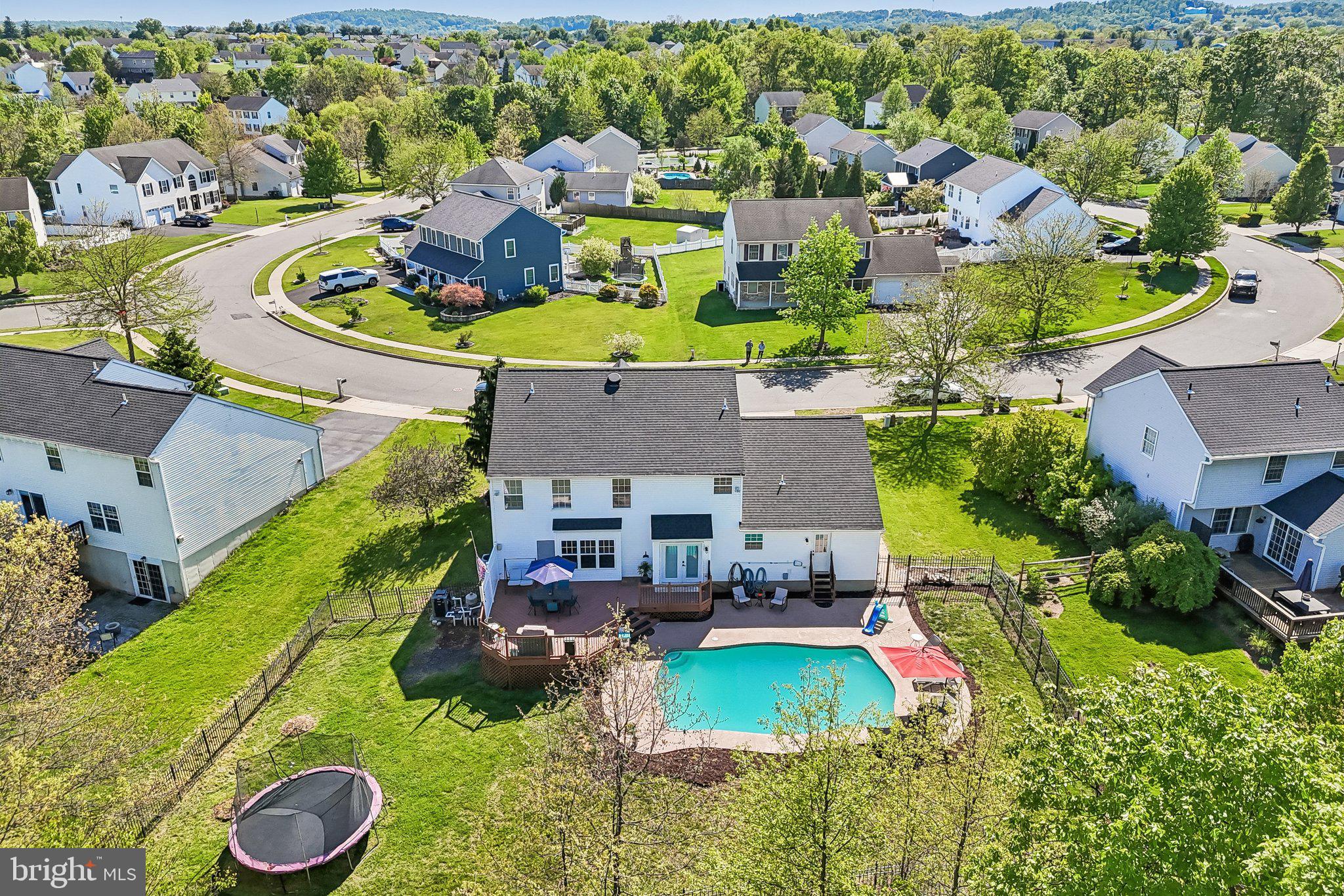 ESTATES OF WARWICK - Residential