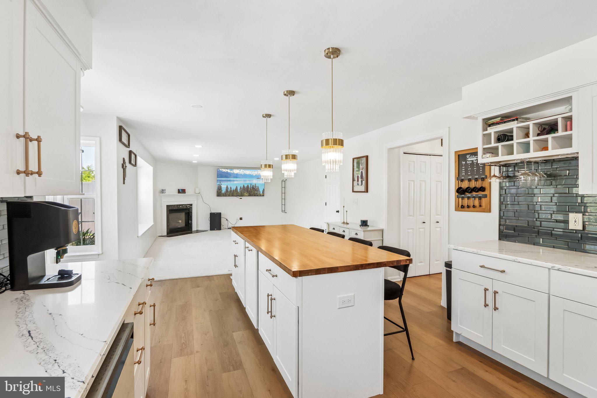 ESTATES OF WARWICK - Residential
