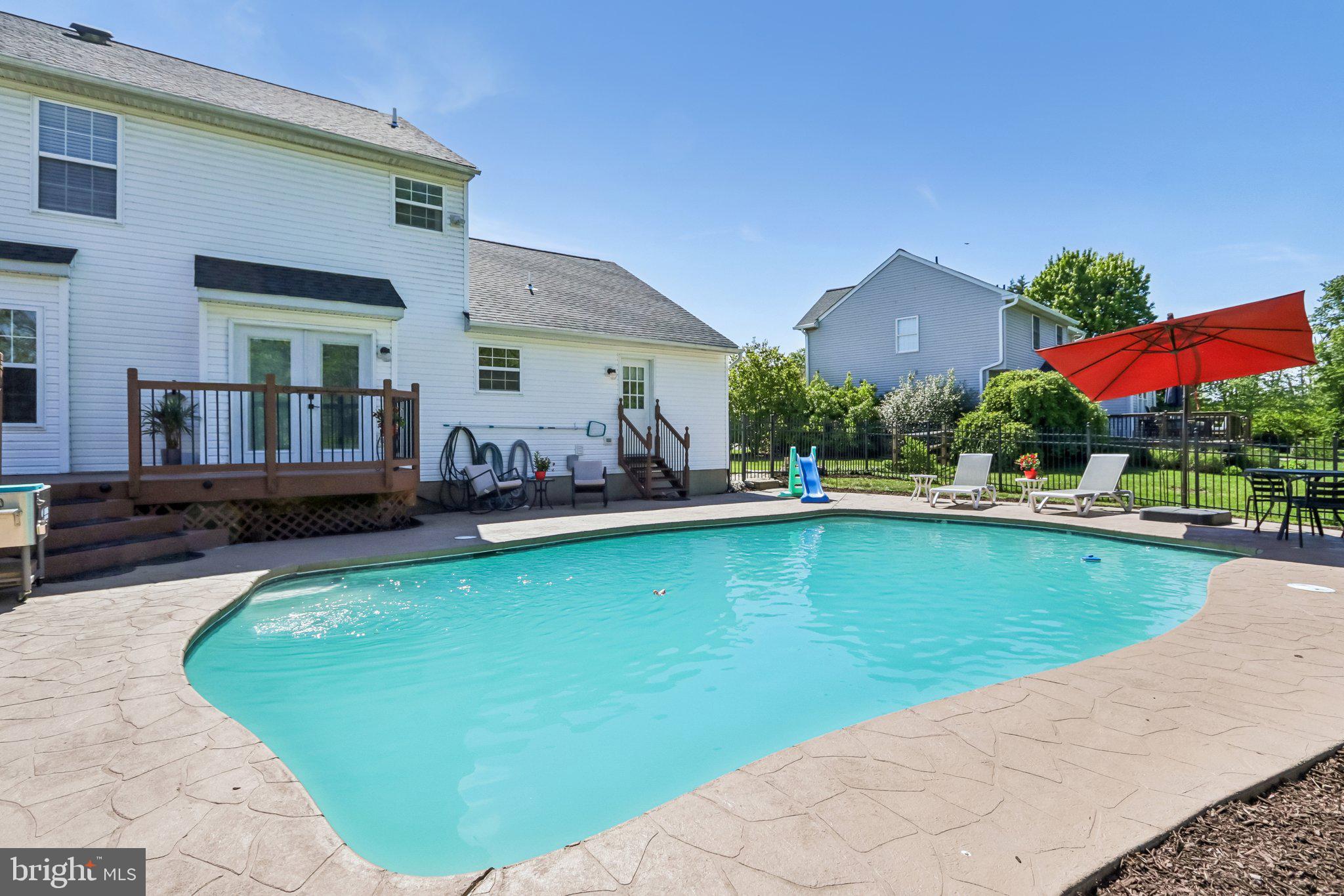 ESTATES OF WARWICK - Residential