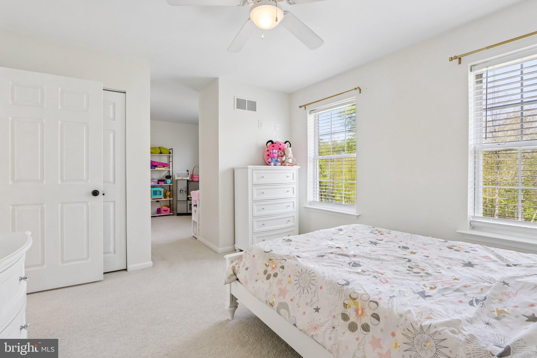 ESTATES OF WARWICK - Residential