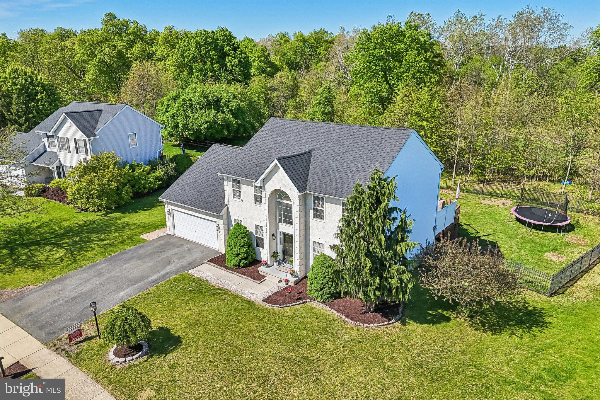 ESTATES OF WARWICK - Residential