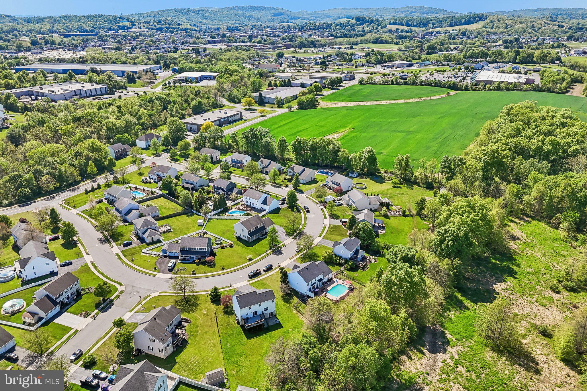 ESTATES OF WARWICK - Residential