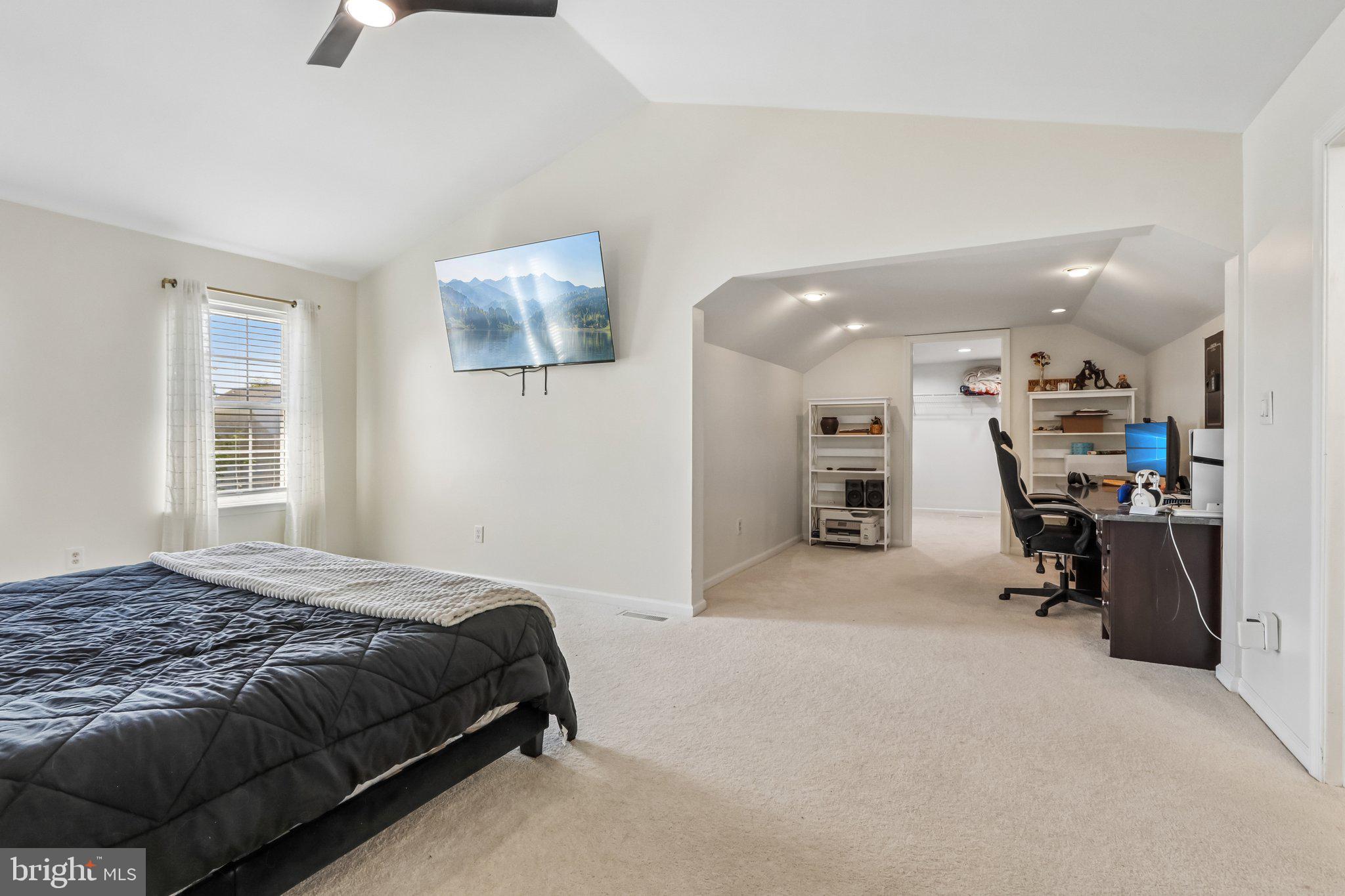 ESTATES OF WARWICK - Residential