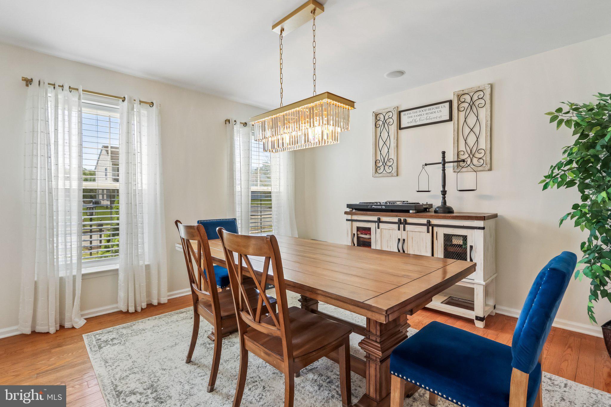 ESTATES OF WARWICK - Residential