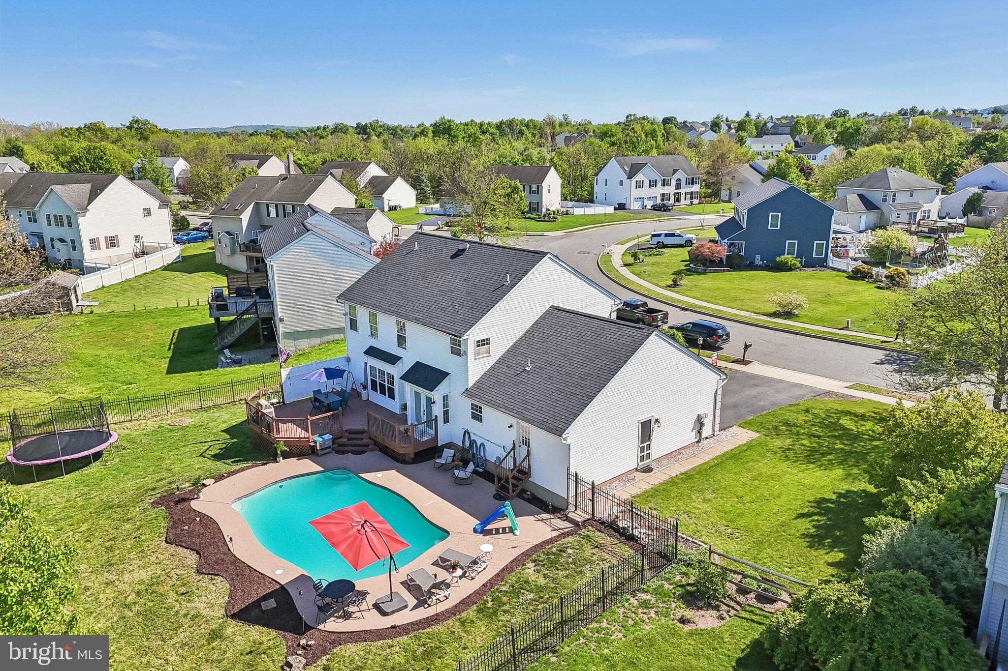 ESTATES OF WARWICK - Residential
