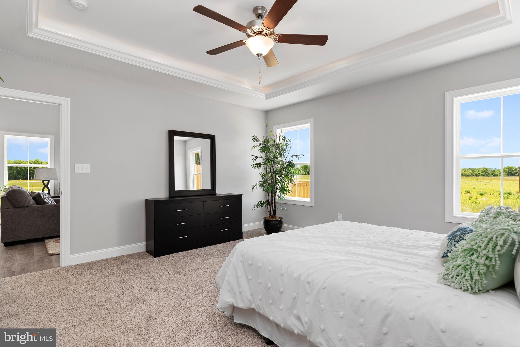 AUTUMN CHASE - Residential