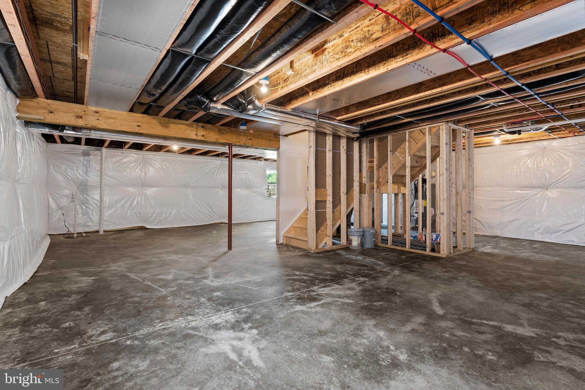 AUTUMN CHASE - Residential