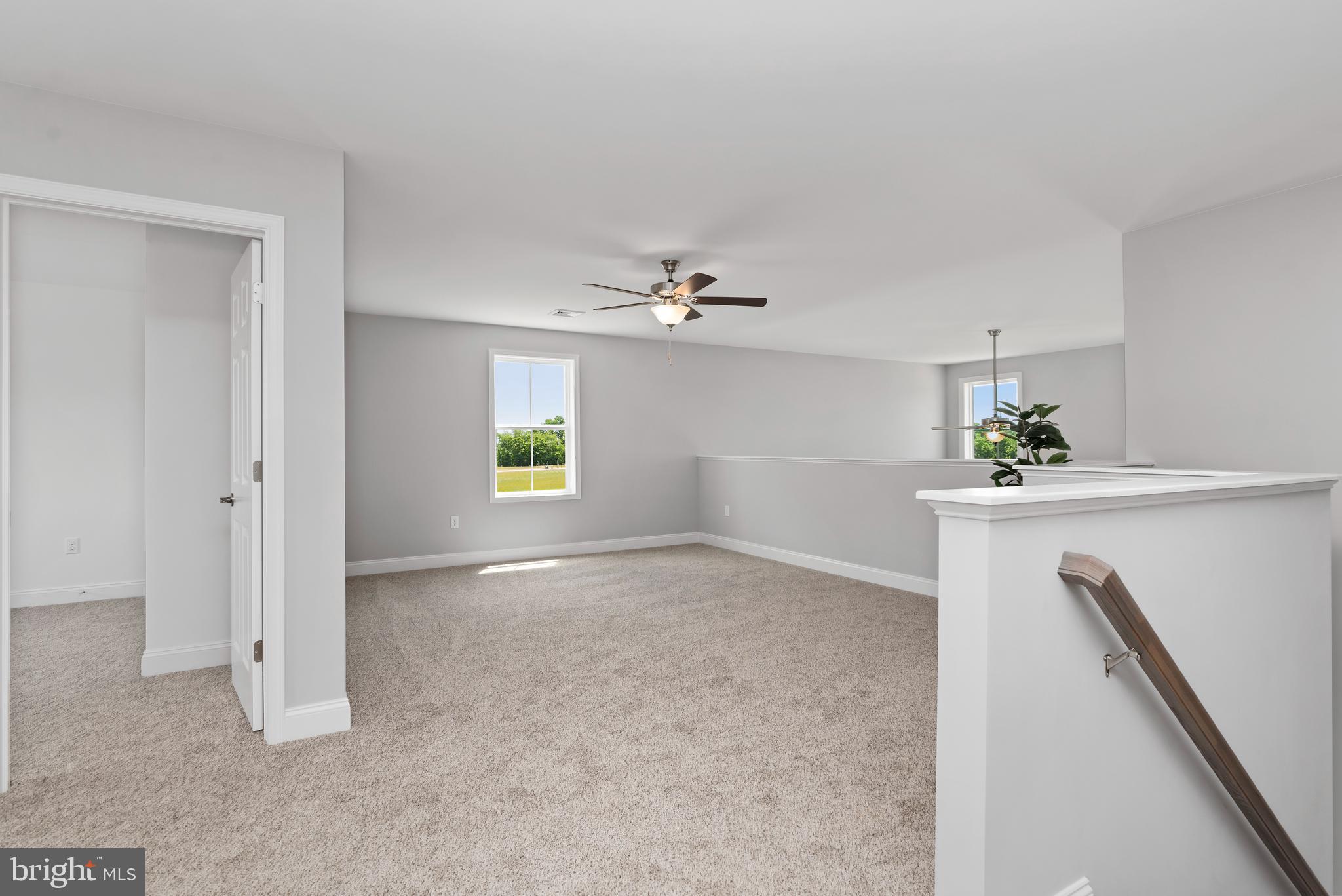 AUTUMN CHASE - Residential