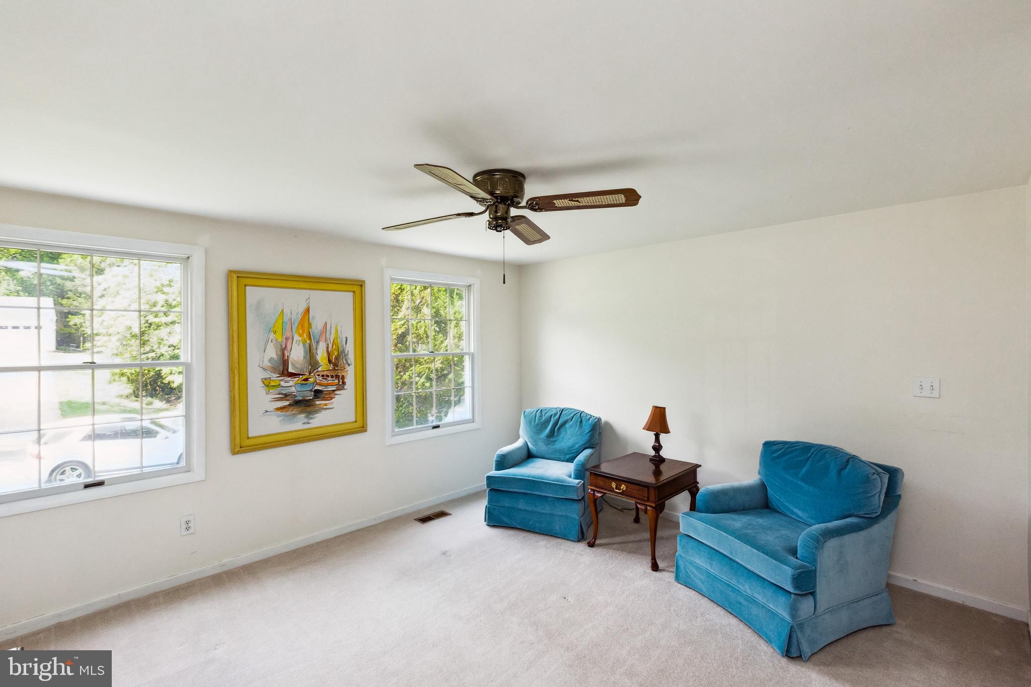 BAY HILLS - Residential