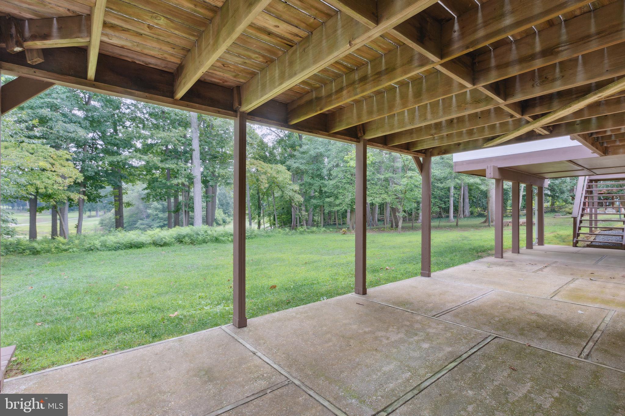 BAY HILLS - Residential