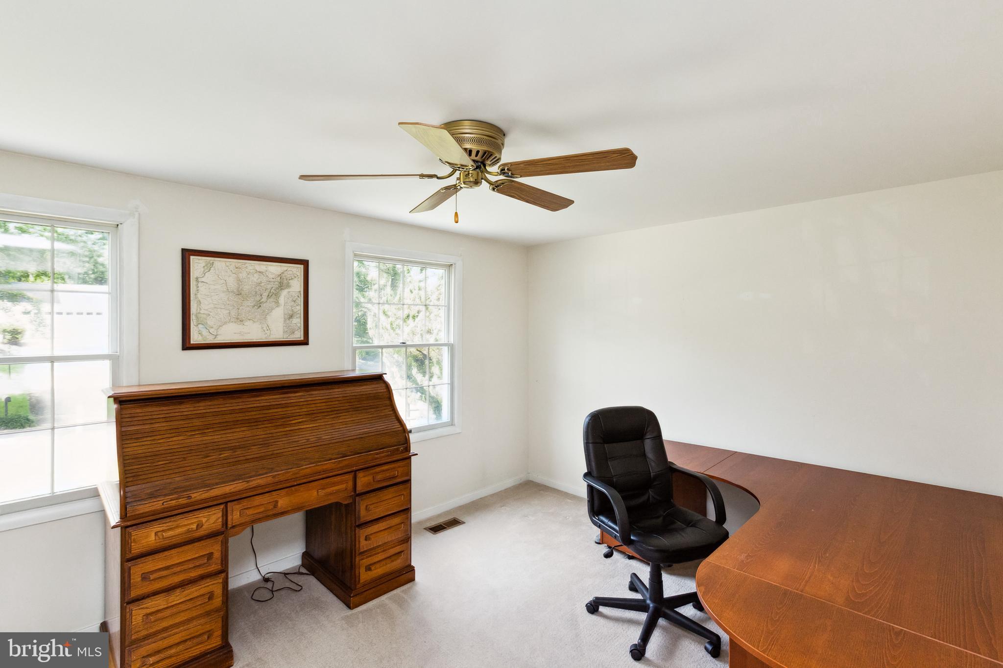 BAY HILLS - Residential