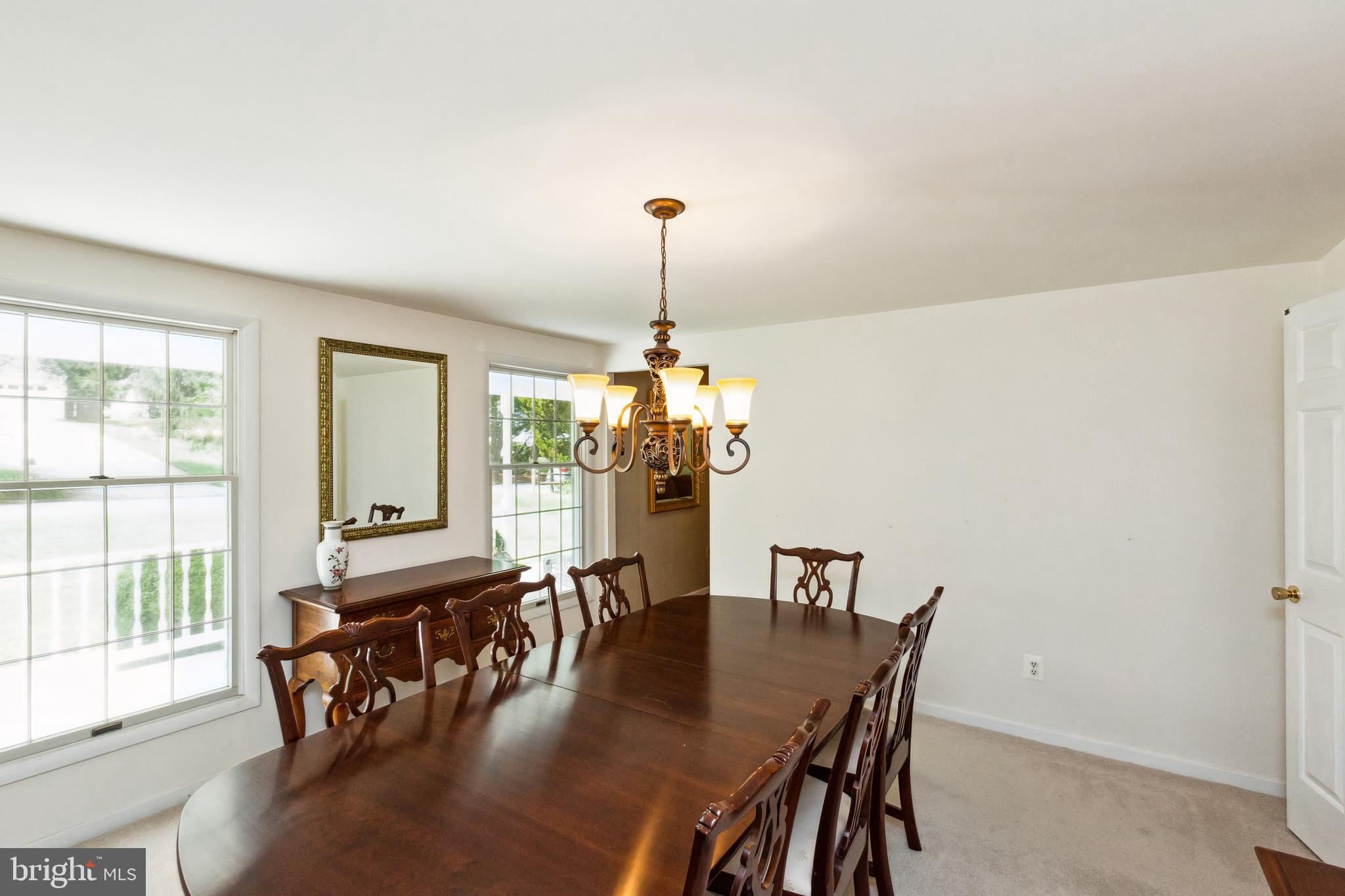 BAY HILLS - Residential