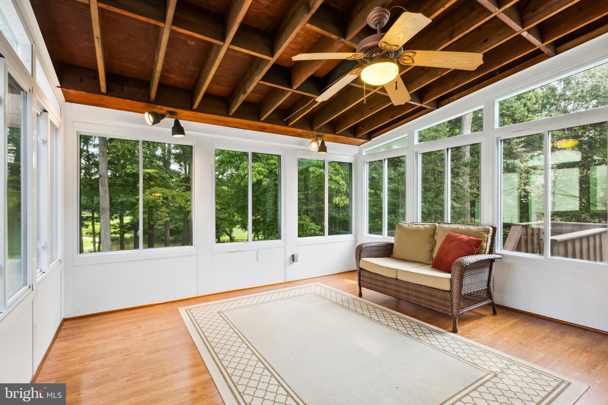 BAY HILLS - Residential