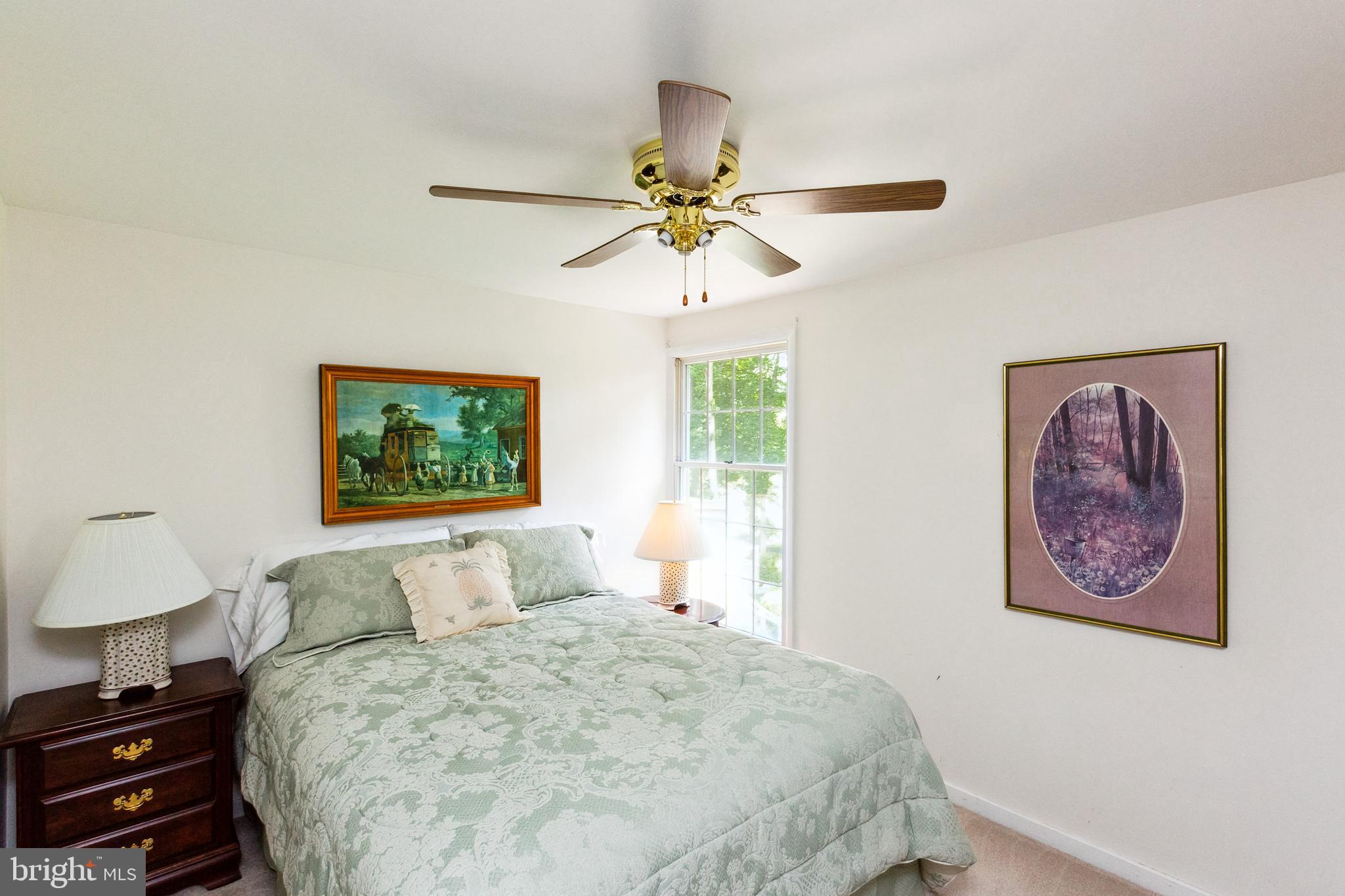 BAY HILLS - Residential