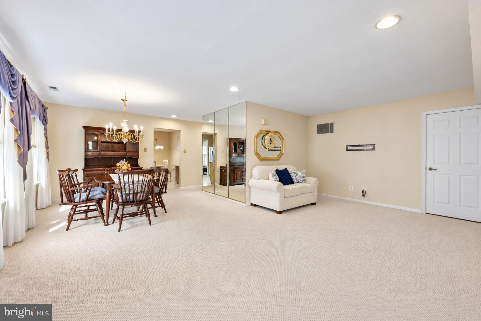 10 CAROLINA WAY