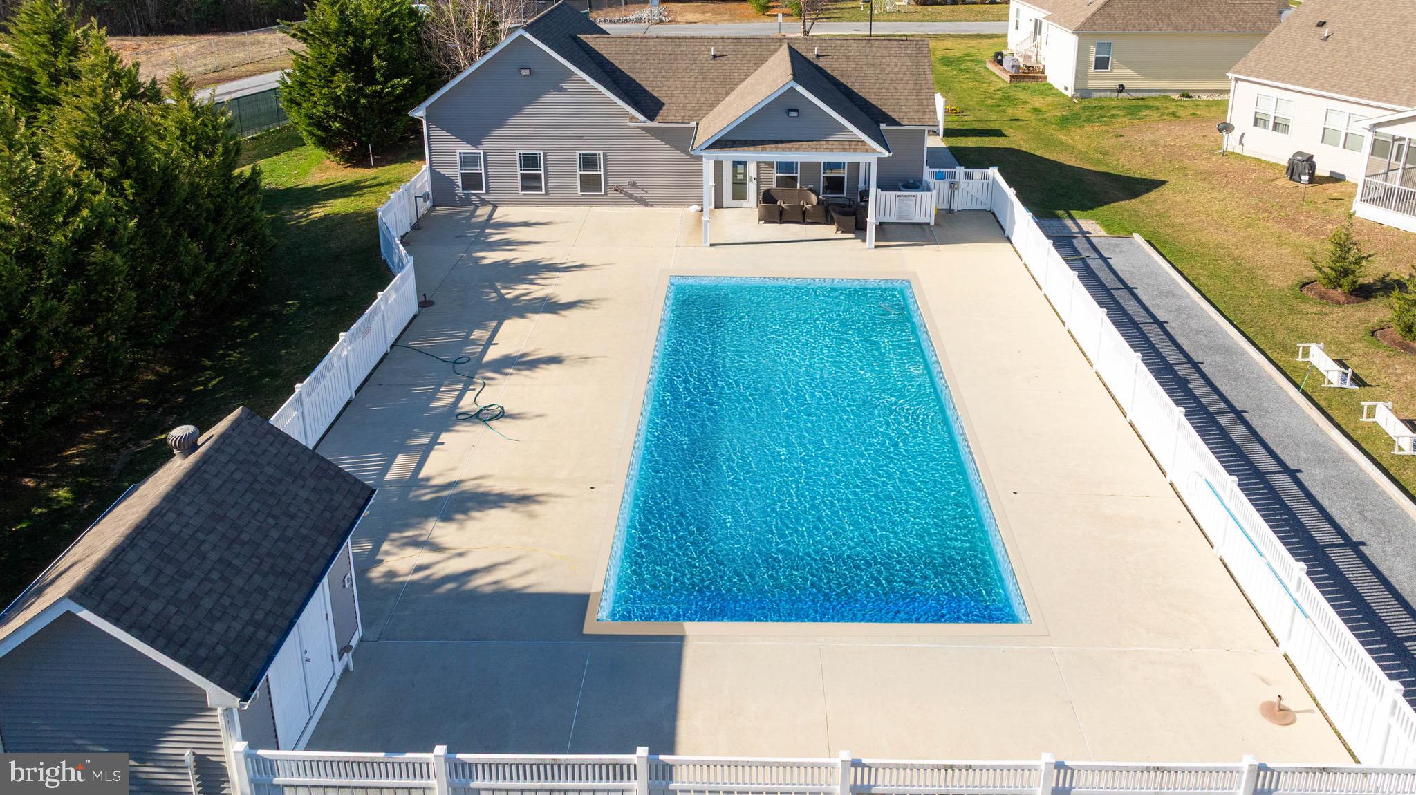 MEADOWS OF BEAVER CREEK - Residential