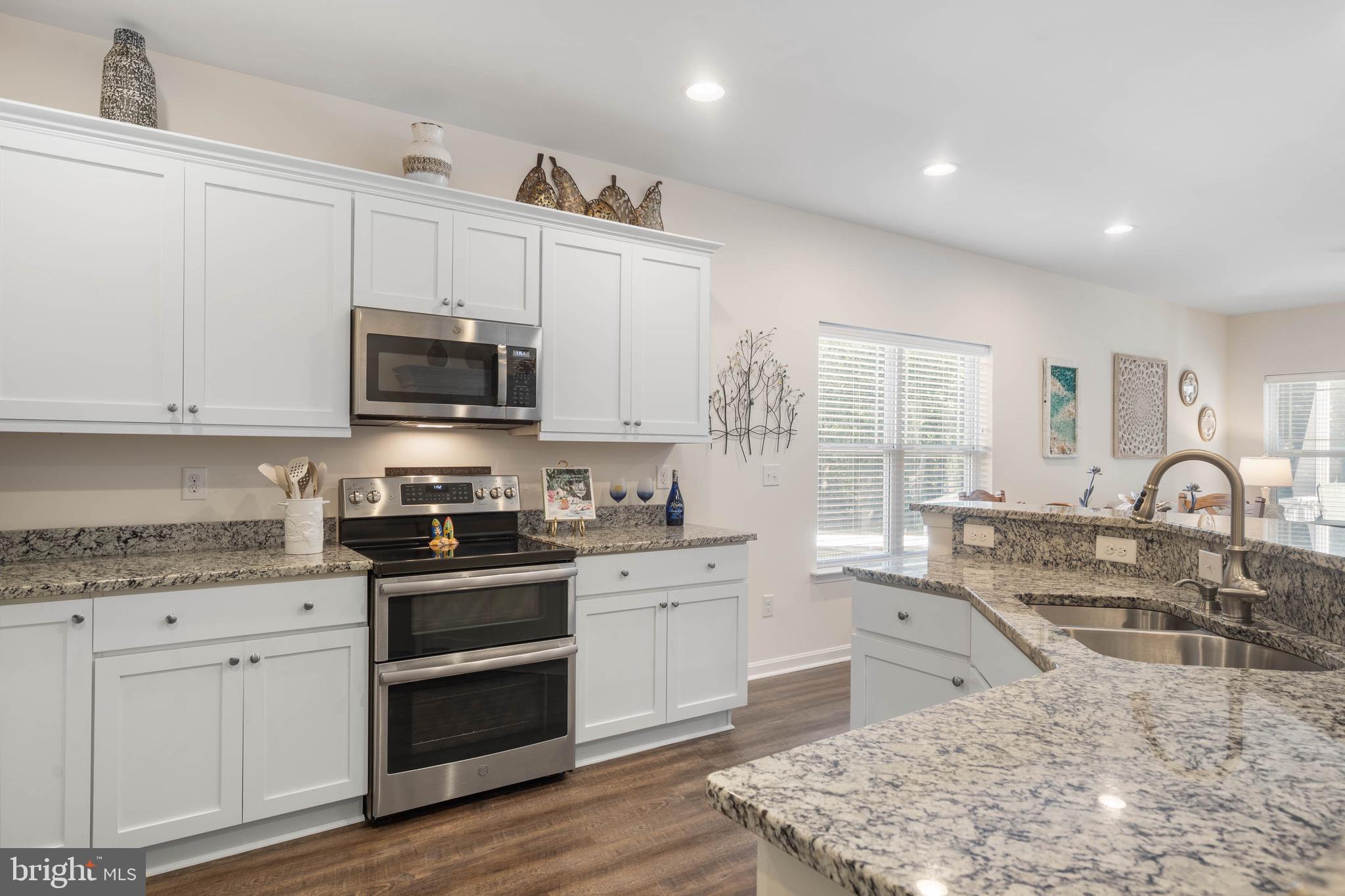 MEADOWS OF BEAVER CREEK - Residential