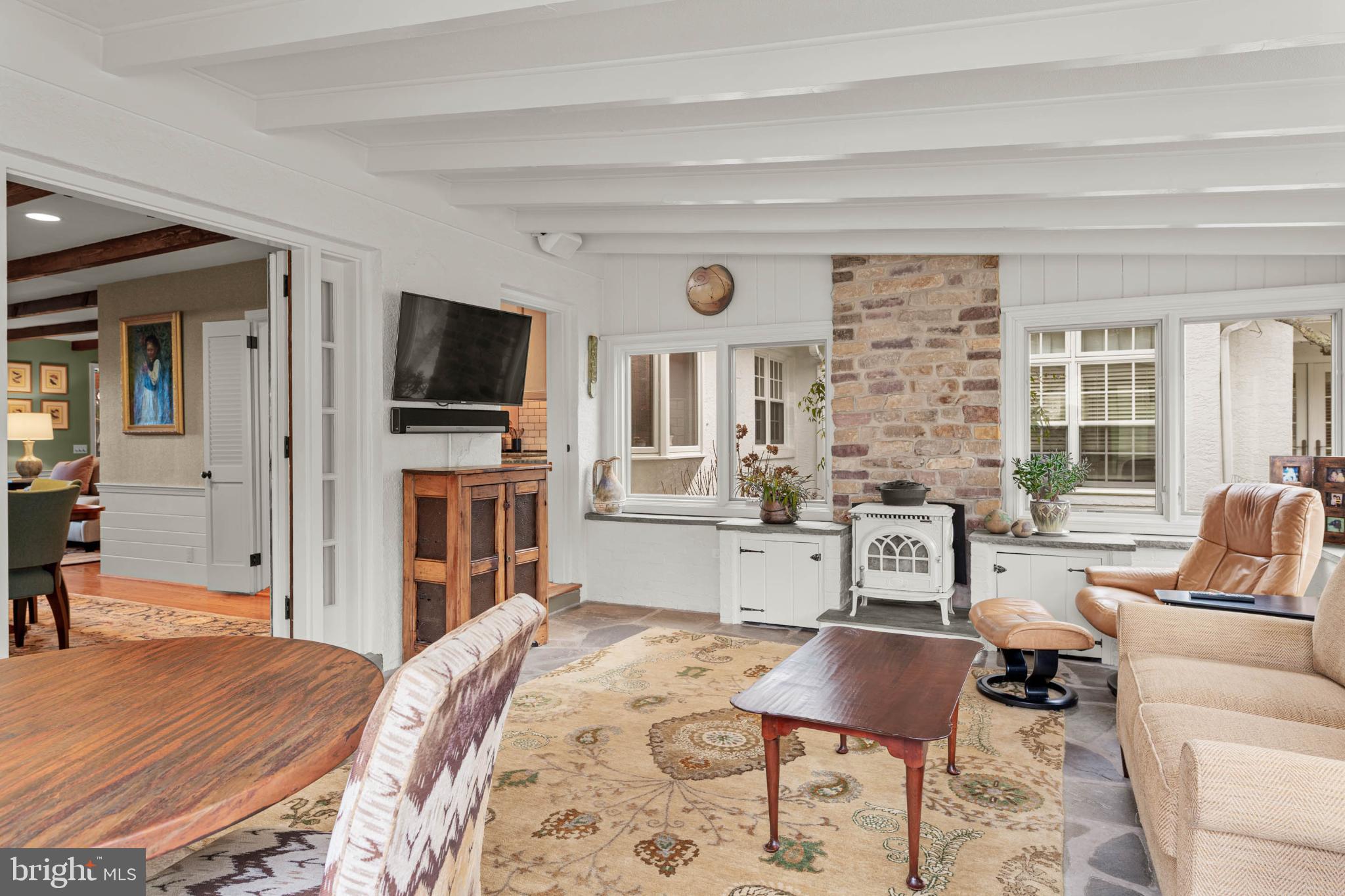 RADNOR HUNT - Residential