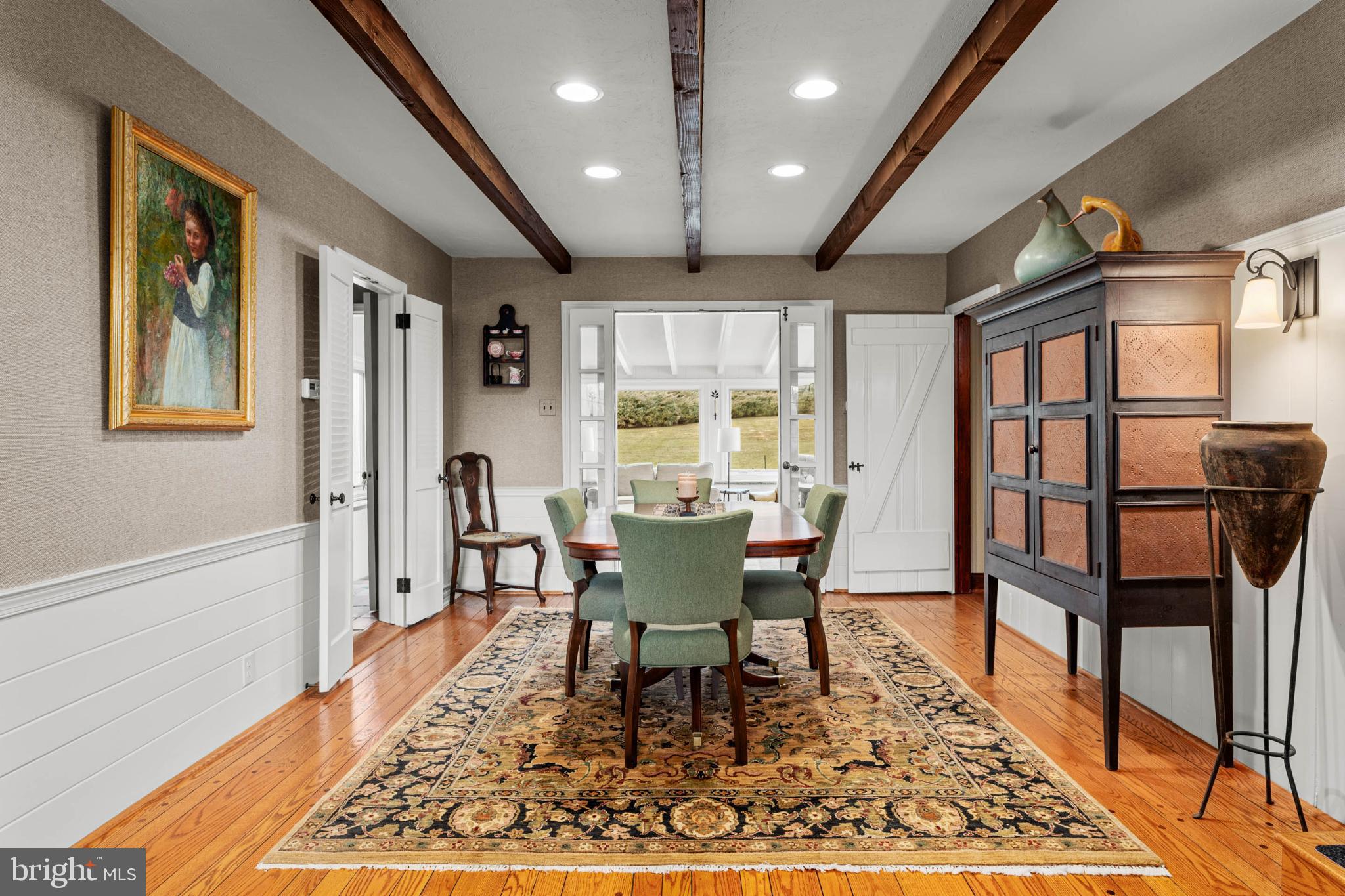 RADNOR HUNT - Residential