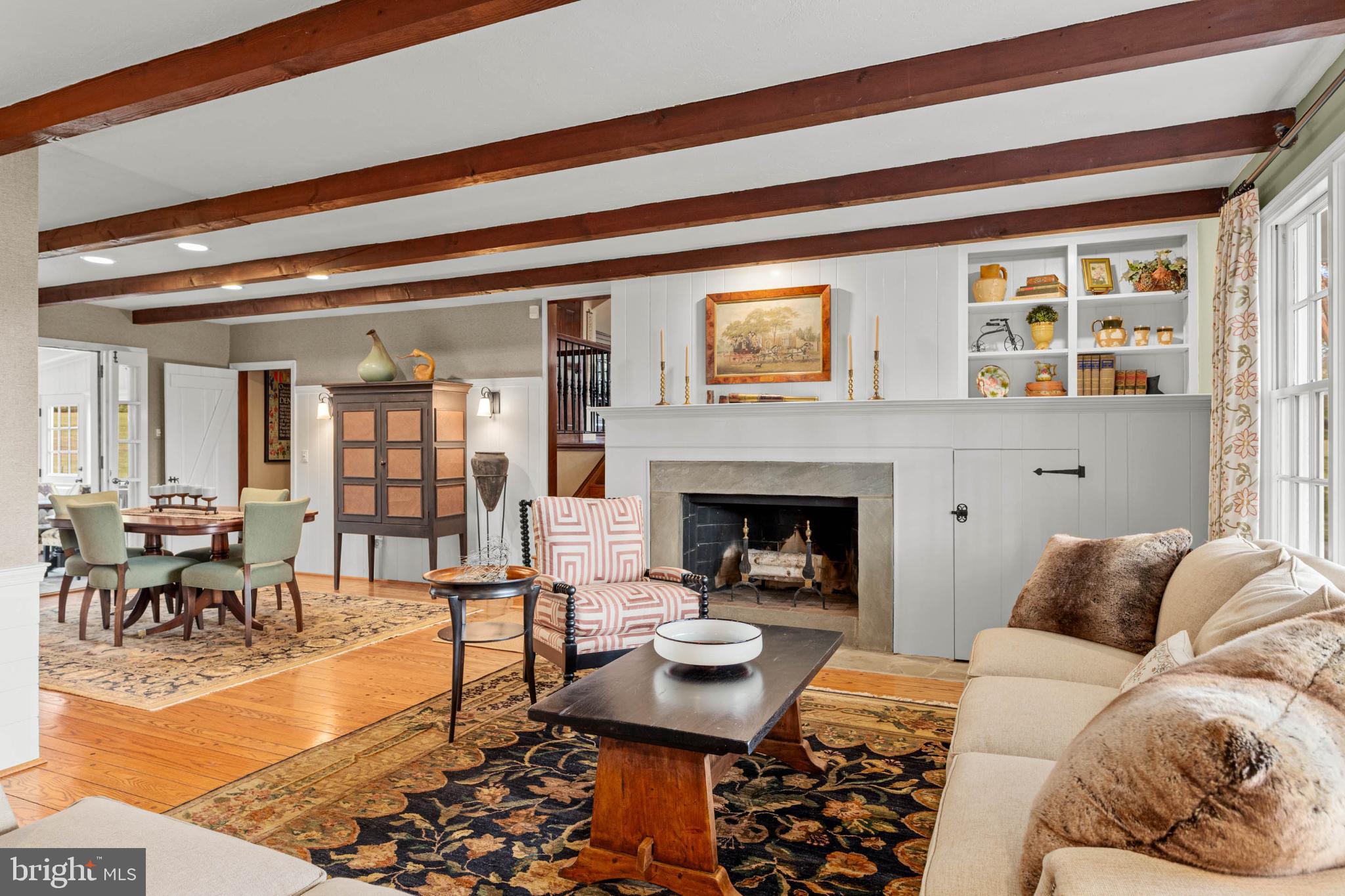 RADNOR HUNT - Residential