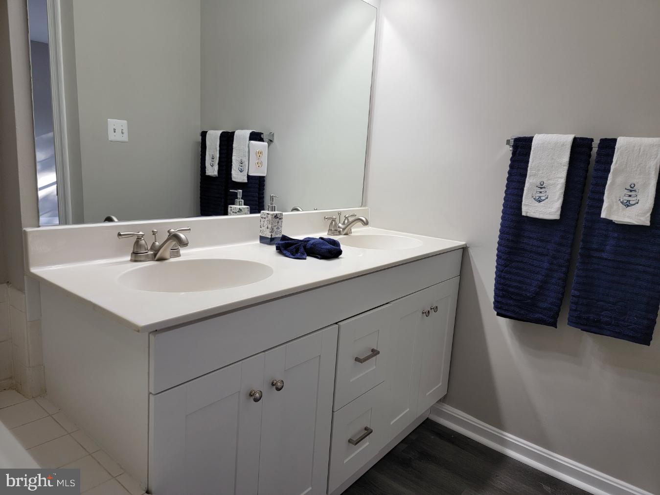 WELLINGTON/CLOVERHILL - Residential